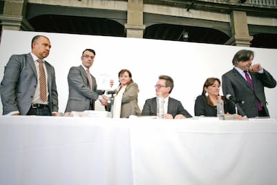 Concluye GIEI: no hay pruebas de que quemaron a los 43