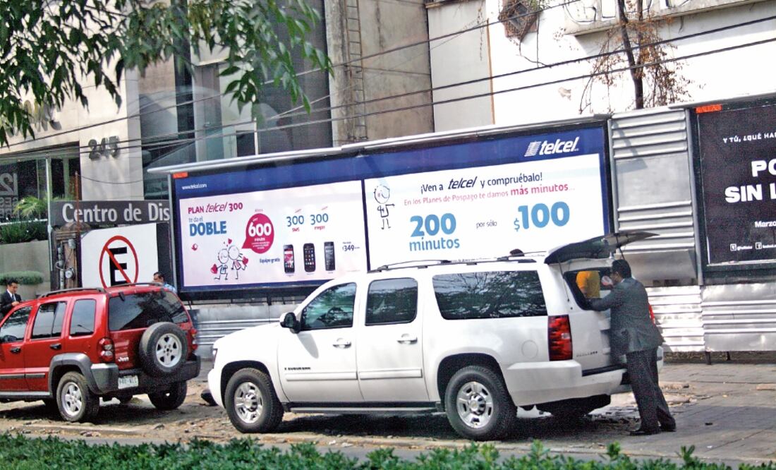 El nuevo Reglamento de Tránsito del DF contempla nuevas multas y algunas más costosas contra los infractores; entrará en vigor el martes (ARCHIVO EL UNIVERSAL)