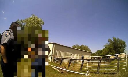 VIDEO: Policía se preocupó por gritos de ayuda; resultó ser una cabra desesperada