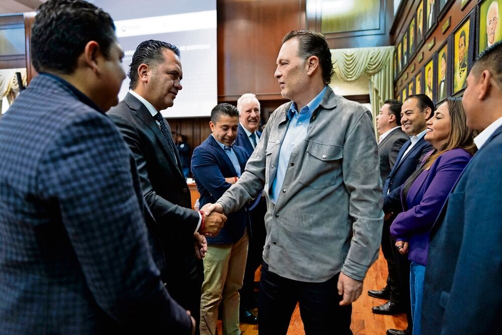 El gobernador Mauricio Kuri (derecha) encabezó la Sexta Sesión Ordinaria del Consejo Estatal de Seguridad. Foto: Especial