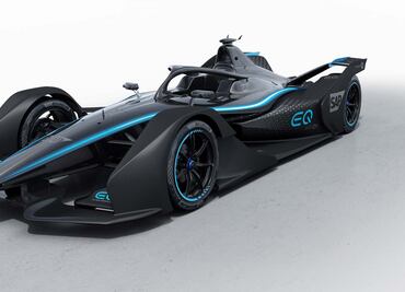 Mercedes-Benz presenta su primer auto de carreras eléctrico