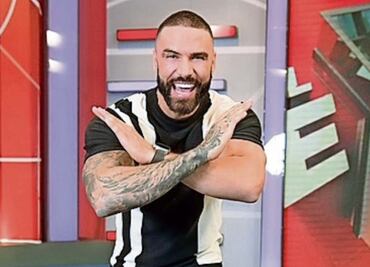 Fernando Lozada prueba suerte como conductor en "Al extremo"