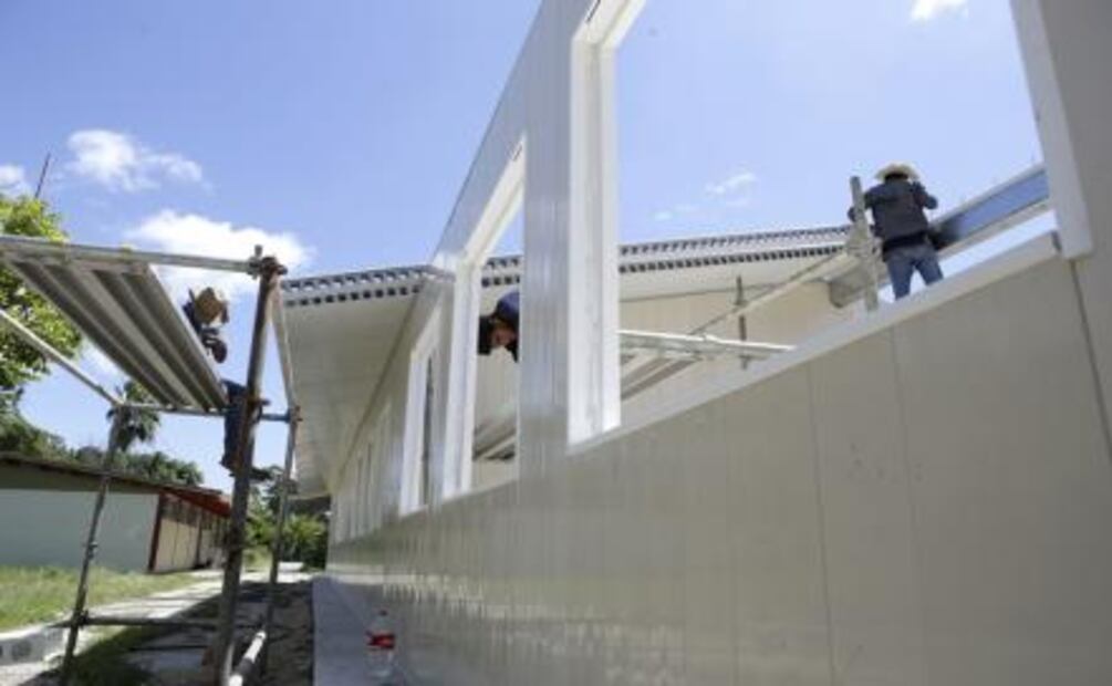 Aulas temporales, 33% más caras que las habituales