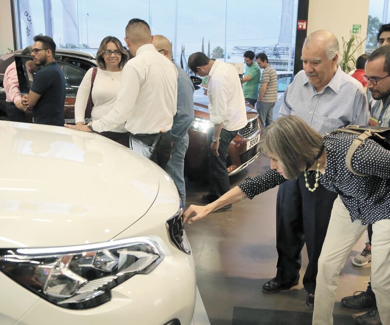 El mercado de compra-venta de autos usados en el país asciende a entre 5 y 6 millones de vehículos anuales. Foto: ARCHIVO EL UNIVERSAL
