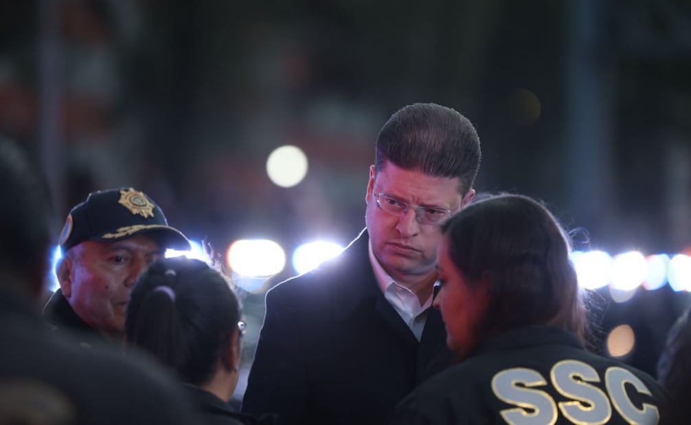 Pablo Vázquez encabeza inicio de un operativo de disuasión del delito en las alcaldías Cuauhtémoc y Miguel Hidalgo.
Foto: Valente Rosas