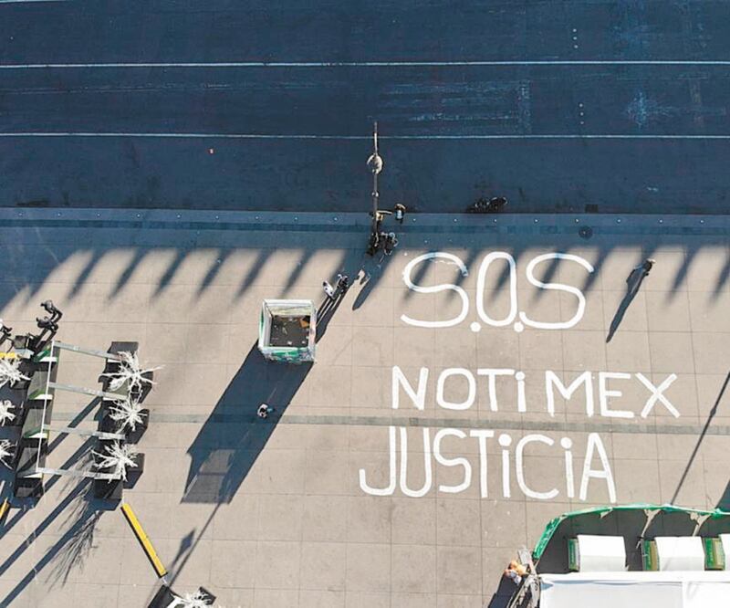 Los periodistas acusan despidos injustificados y acoso laboral. Foto: TOMADA DE TWITTER