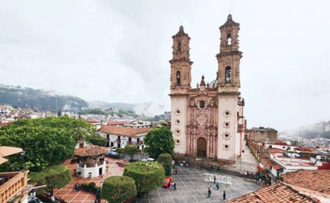 In Taxco, the Church of St Prisca remains closed while workers restore a temple wall – File photo/EL UNIVERSAL