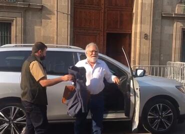 “Ya saben”, responde Encinas a reporteros sobre versión de viaje a Israel para hablar con Tomás Zerón