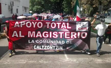 CNTE realiza bloqueo en Uruapan