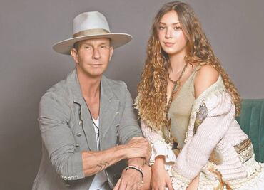 Erik Rubín le cobra a su hija Mía por representarla