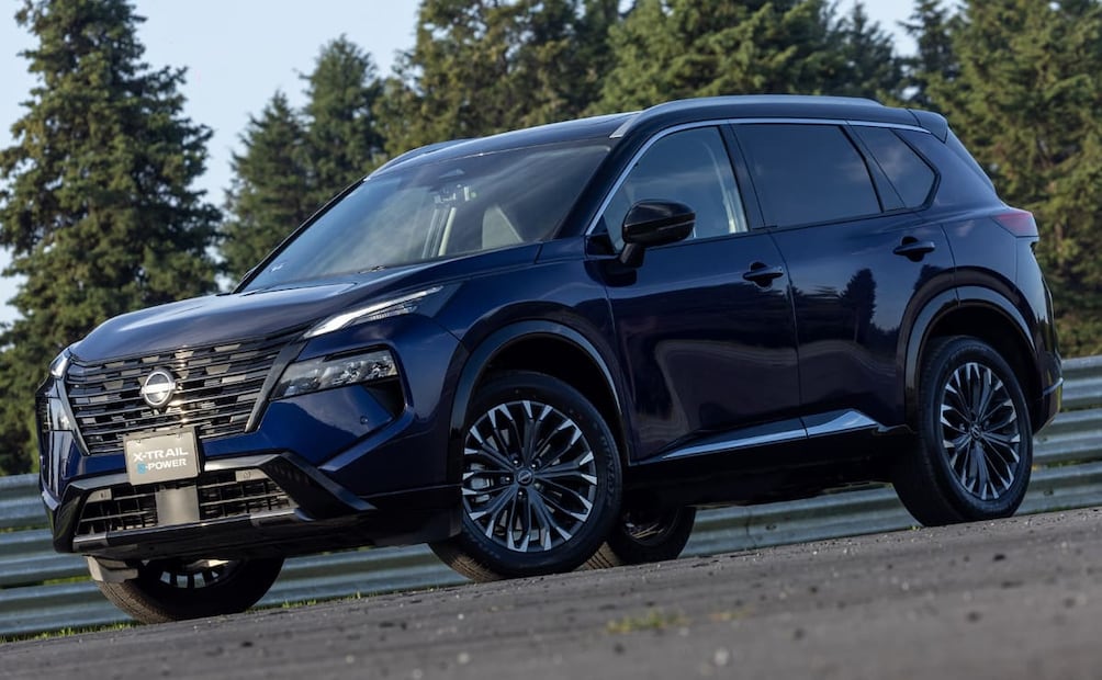 El interior de la SUV apuesta por el confort con asientos de piel, detalles de madera, techo panorámico, aislamiento acústico y sistema de audio Bose de nueve bocinas. Foto: Cortesía