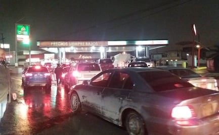 Abarrotan gasolineras en Reynosa, Tamaulipas ante suspensión de subsidio a combustibles