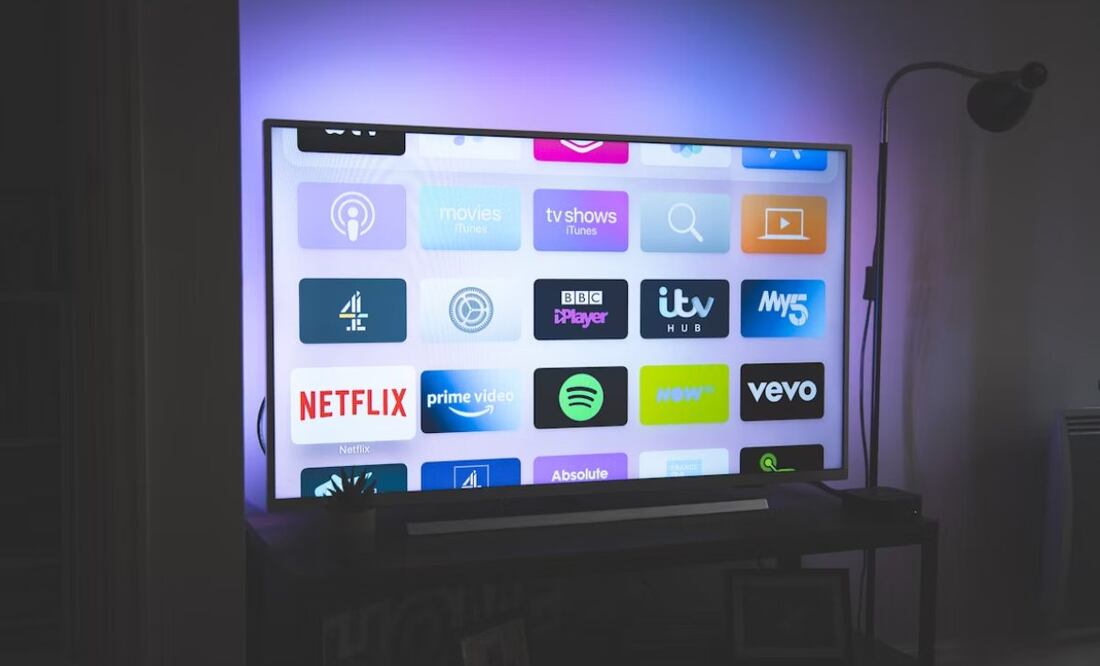 Cómo sincronizar dos televisiones para ver la misma imagen. Imagen: Unsplash