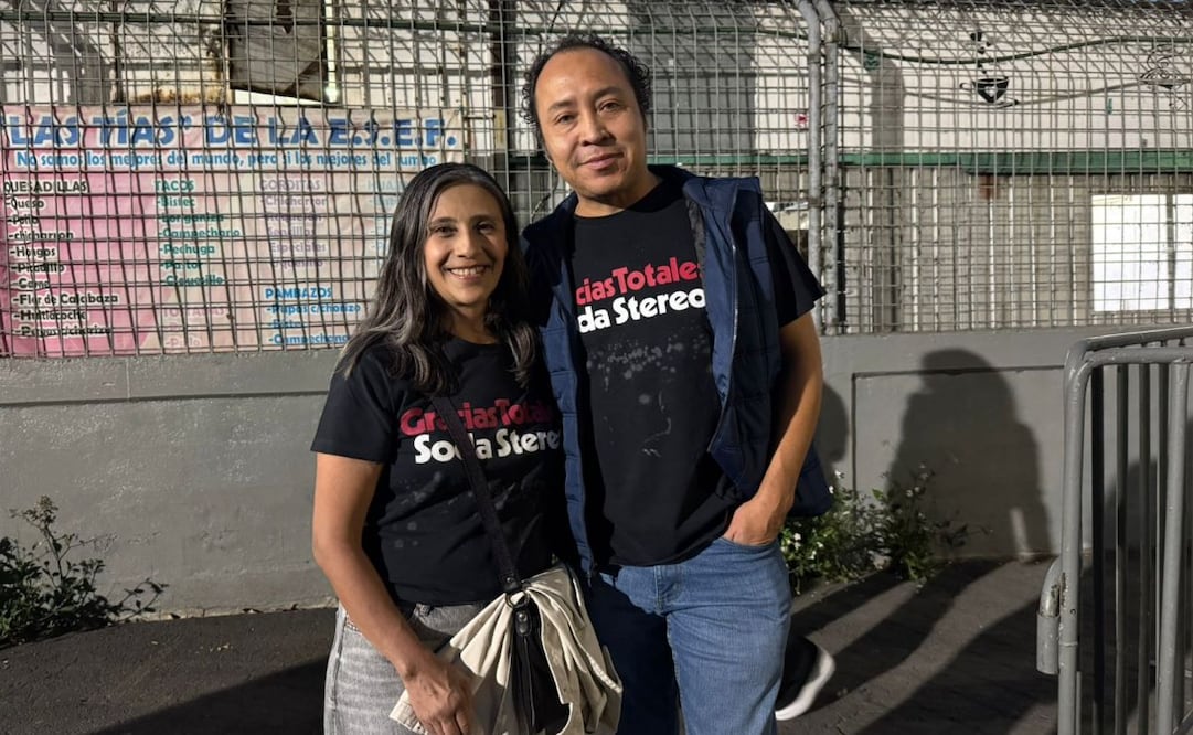 Fans se preparan para el regreso de la banda a México. Foto: César González.