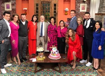 Pati Chapoy deja a un lado las diferencias y celebra los 25 años de "Ventaneando" con todos los conductores