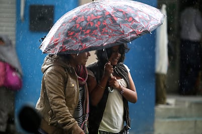 Frente frío 37 pone fin a la onda de calor y provoca intensas lluvias en varios estados del país hoy, 6 de abril