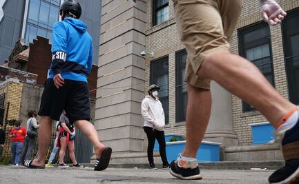 Nueva York reabre todas sus regiones excepto las que limitan con la ciudad