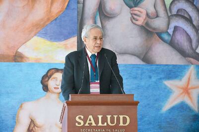 La meta, alcanzar un sistema de salud universal: Alcocer