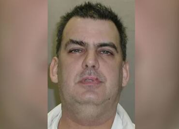 Peor que el estafador de Tinder: engañó a más de 100 mujeres en 2 décadas... ¡incluso desde prisión!