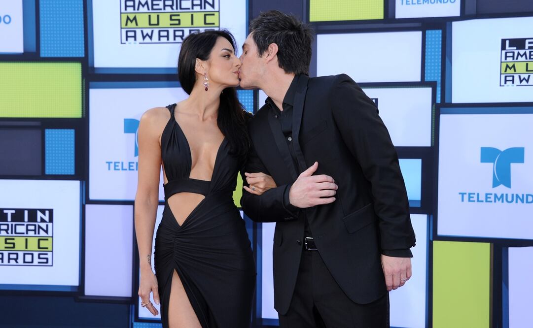 Mauricio Ochmann y Aislinn Derbez. Foto: AFP