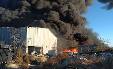 Reportan incendio en planta recicladora de Ramos Arizpe, Coahuila