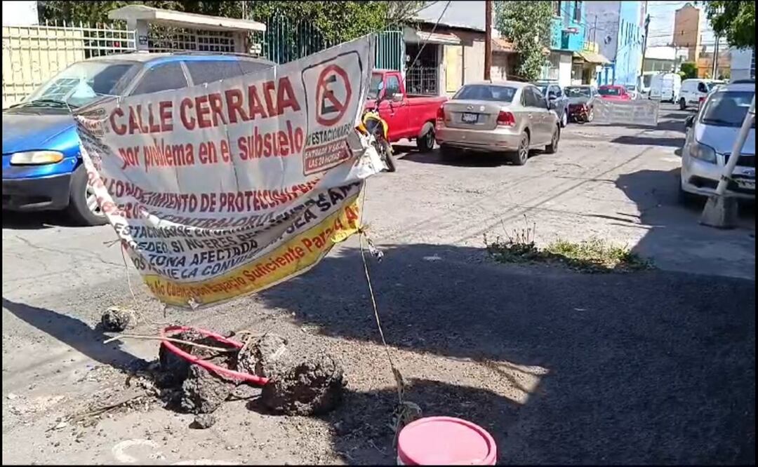 Fuga de agua en Ecatepec. Foto: Especial