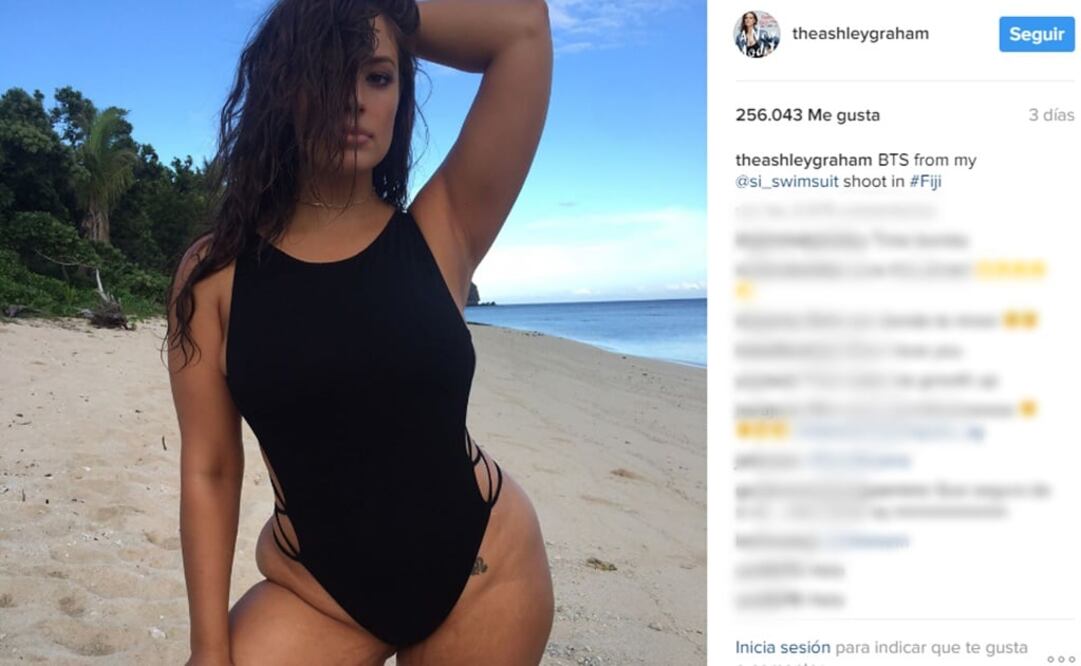 La modelo estadounidense Ashley Graham se ha convertido en un estandarte de la aceptación del cuerpo femenino ante una "era de filtros que busca la perfección" 