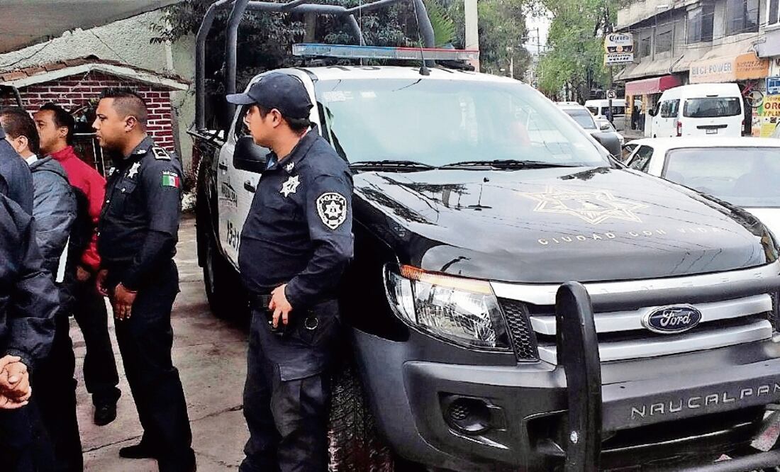 Ayer se hizo la entrega de unidades oficiales en San Mateo para mejorar la percepción de seguridad de los vecinos (GOBIERNO DE NAUCALPAN)