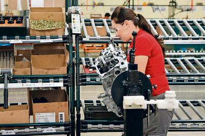 STPS no descarta otra alza al salario mínimo antes de acabar el año