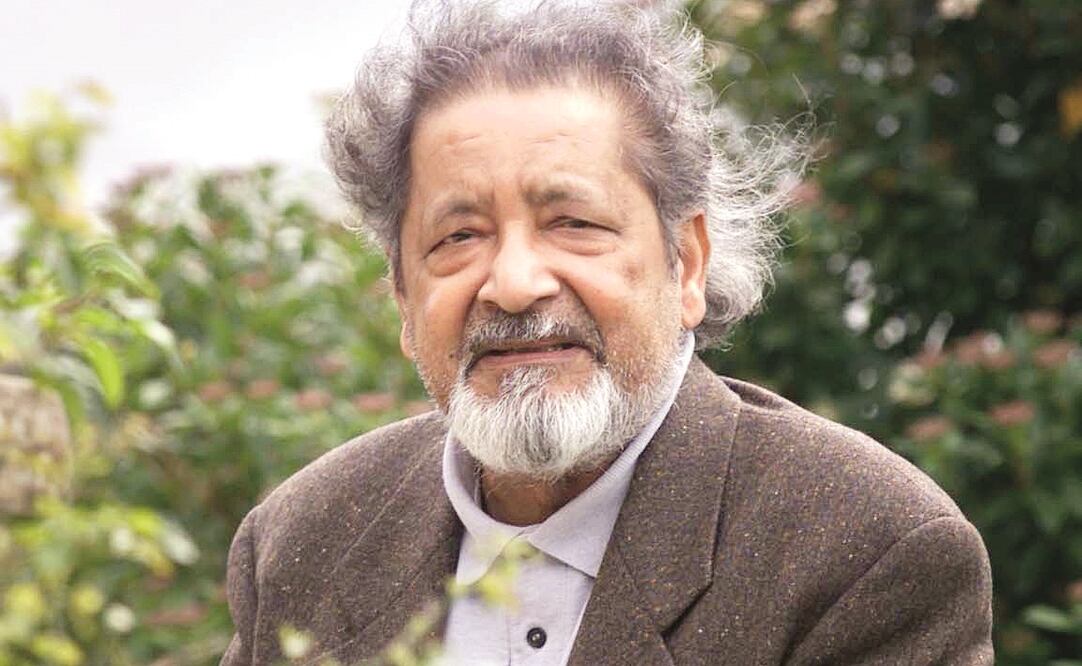 Polémico. El escritor V.S. Naipaul, en una imagen de 2001, año en que recibió el Nobel de Literatura. Su familia informó ayer de su muerte. (AP)
