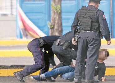 Menores de edad sufren violencia en arrestos