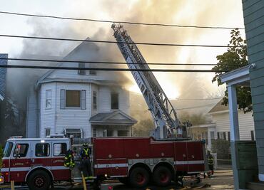 Reportan 4 heridos tras explosiones de gas en EU