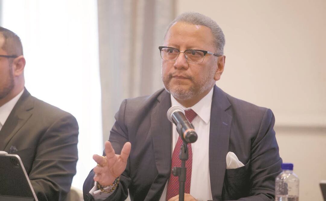 El abogado Gabriel Regino denunció una serie de irregularidades en la investigación de la L12. Foto: Germán Espinosa. EL UNIVERSAL