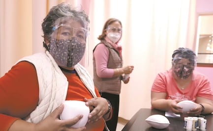 Con hilo y aguja, mujeres se reconstruyen tras cáncer de mama