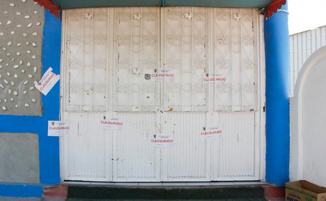 Tables violan sellos de clausura