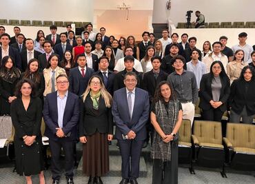 Jesús Ernesto, hijo menor de AMLO, participa en parlamento juvenil en el Senado; evento fue promovido por Morena