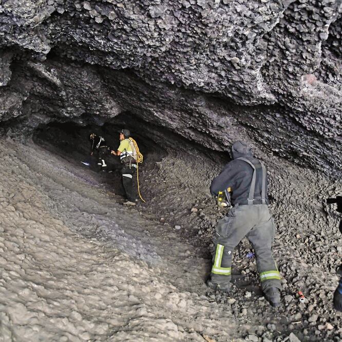 Además de rastrear el cuerpo en Iztapalapa , se peinaron lugares de la zona boscosa de Tlalpan y Xochimilco, pero el cadáver aún no lo encuentran. FOTO: JUAN ARMANDO MARTÍNEZ. EL UNIVERSAL