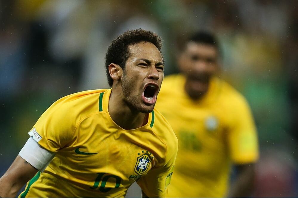 El brasileño Neymar celebra una anotación. Foto EFE