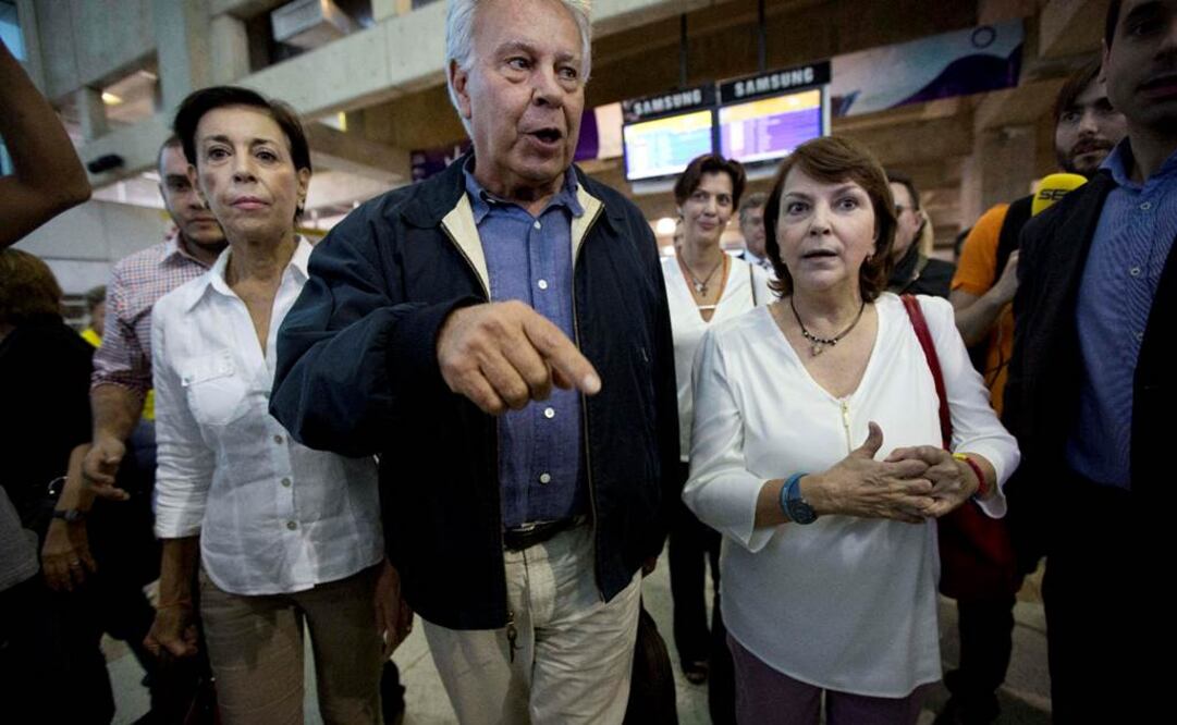 Felipe González abandona Venezuela ante ley del país