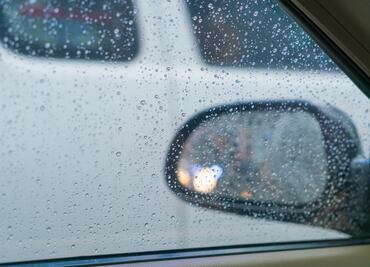 Qué debes drenar de tu auto esta temporada de lluvias