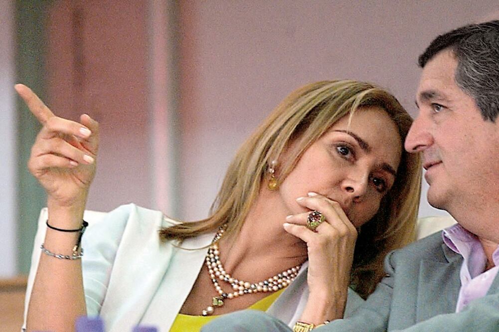 En mayo de 2015 el empresario Jorge Vergara solicitó el divorcio a Angélica Fuentes (ARCHIVO EL UNIVERSAL)