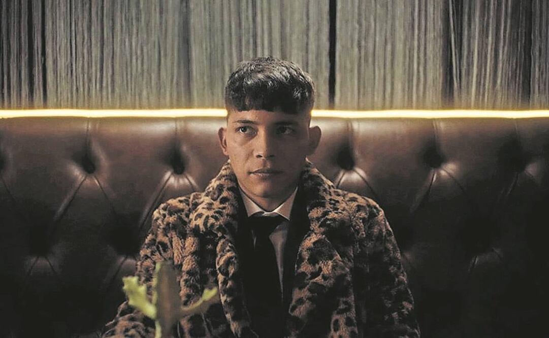 Adolfo aborda la trama de un joven que sufre un duelo. The Immigrant