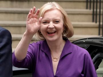 Liz Truss asume como primera ministra británica tras aceptación de la Reina Isabel II