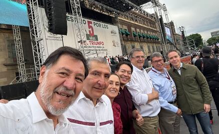 "Corcholatas" presidenciables presumen foto juntos en evento de AMLO