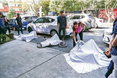 Protestan ciclistas contra el nuevo programa de vialidad