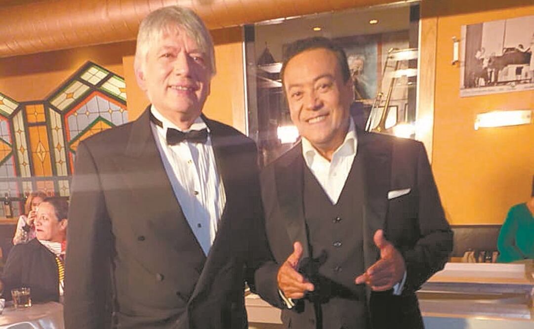 Carlos hizo Romance en piano II con Ignacio Gutiérrez (izquierda). Foto: ELIZABETH ESCOBAR. EL UNIVERSAL