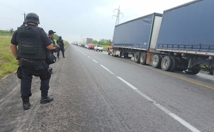 Tras operativo, bloquean carreteras en Tamaulipas