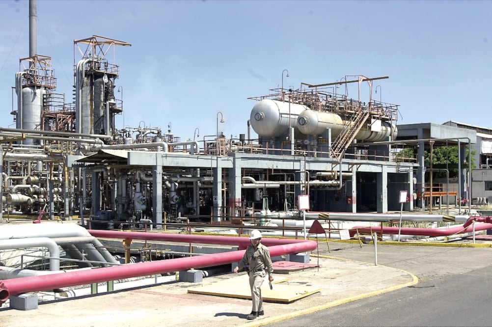 En junio la producción del carburante seco se ubicó en 3 mil 164 millones de pies cúbicos diarios (MMpcd), mientras que las importaciones alcanzaron 5 mil 27 MMpcd, lo que representó un incremento de 3.6% respecto al mes anterior (ARCHIVO EL UNIVERSAL)