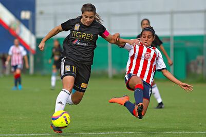 ​Las mujeres quieren vivir del futbol