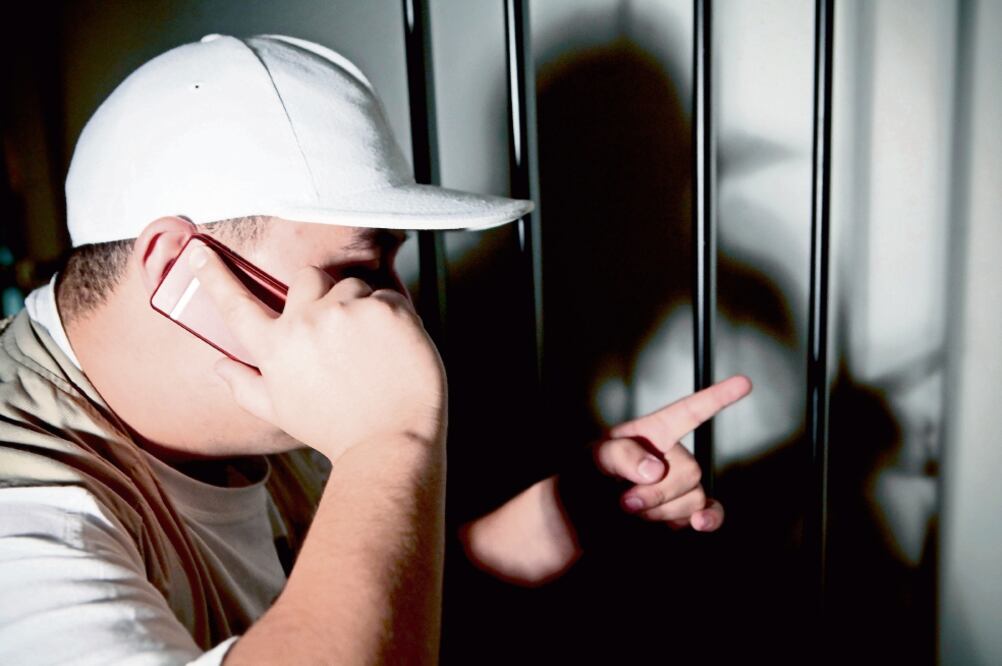 La procuraduría capitalina analiza varias cámaras de seguridad privadas que hay en la colonia para identificar a los responsables (ARCHIVO EL UNIVERSAL)